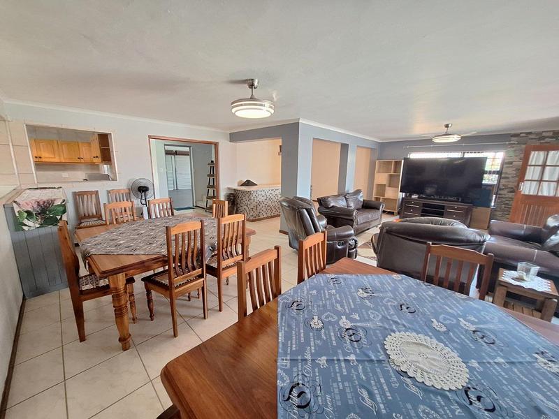 4 Bedroom Property for Sale in Fraaiuitsig Western Cape